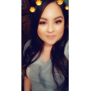 Meet your Posher, Mayraa